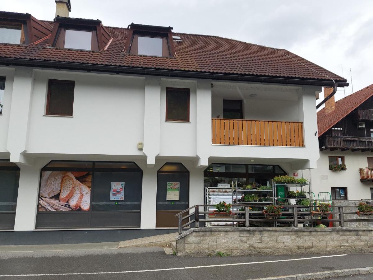 Apartment Veninsek Luce Bagian luar foto