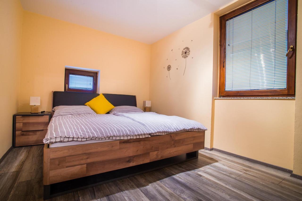 Apartment Veninsek Luce Bagian luar foto