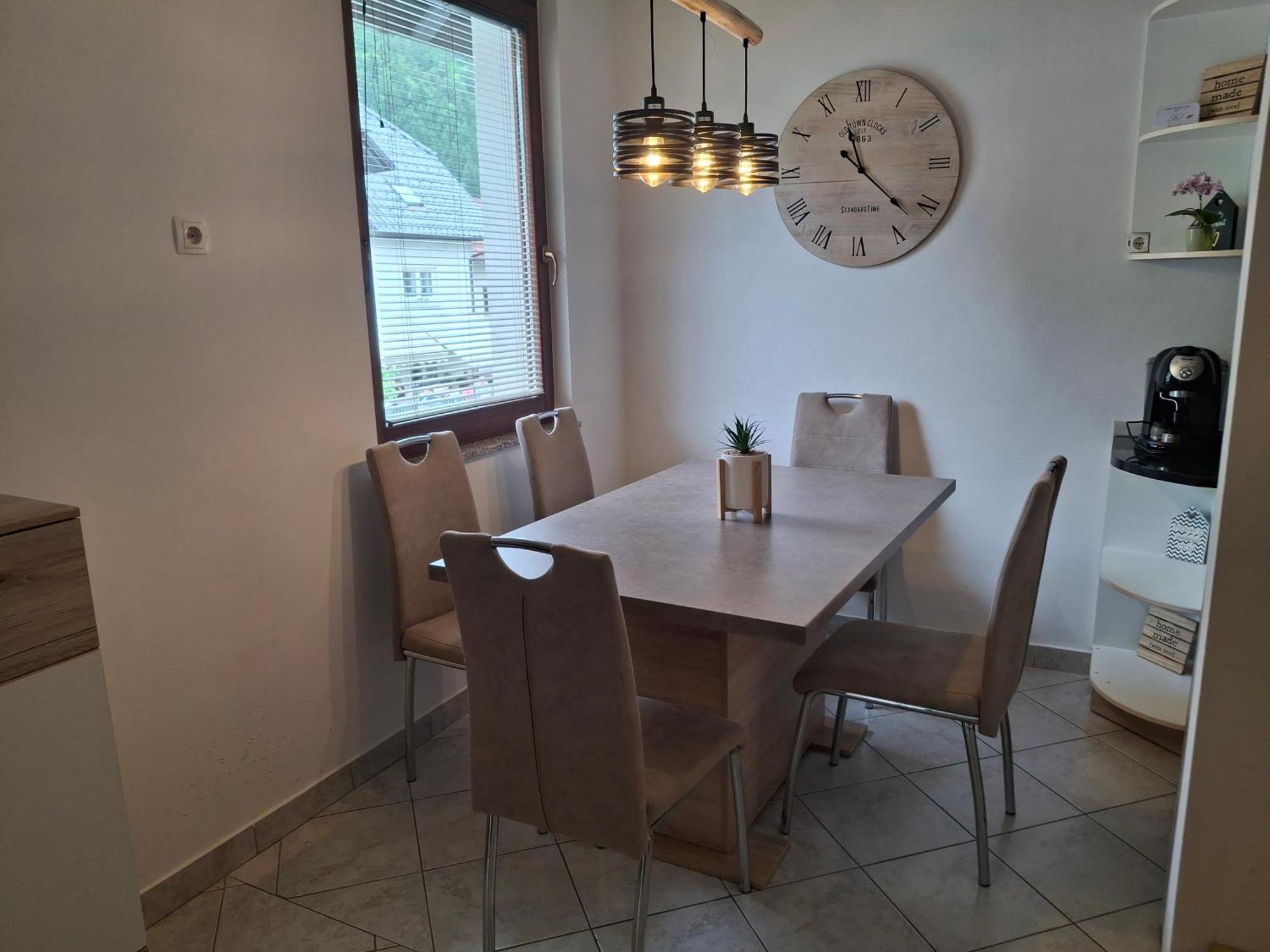 Apartment Veninsek Luce Bagian luar foto